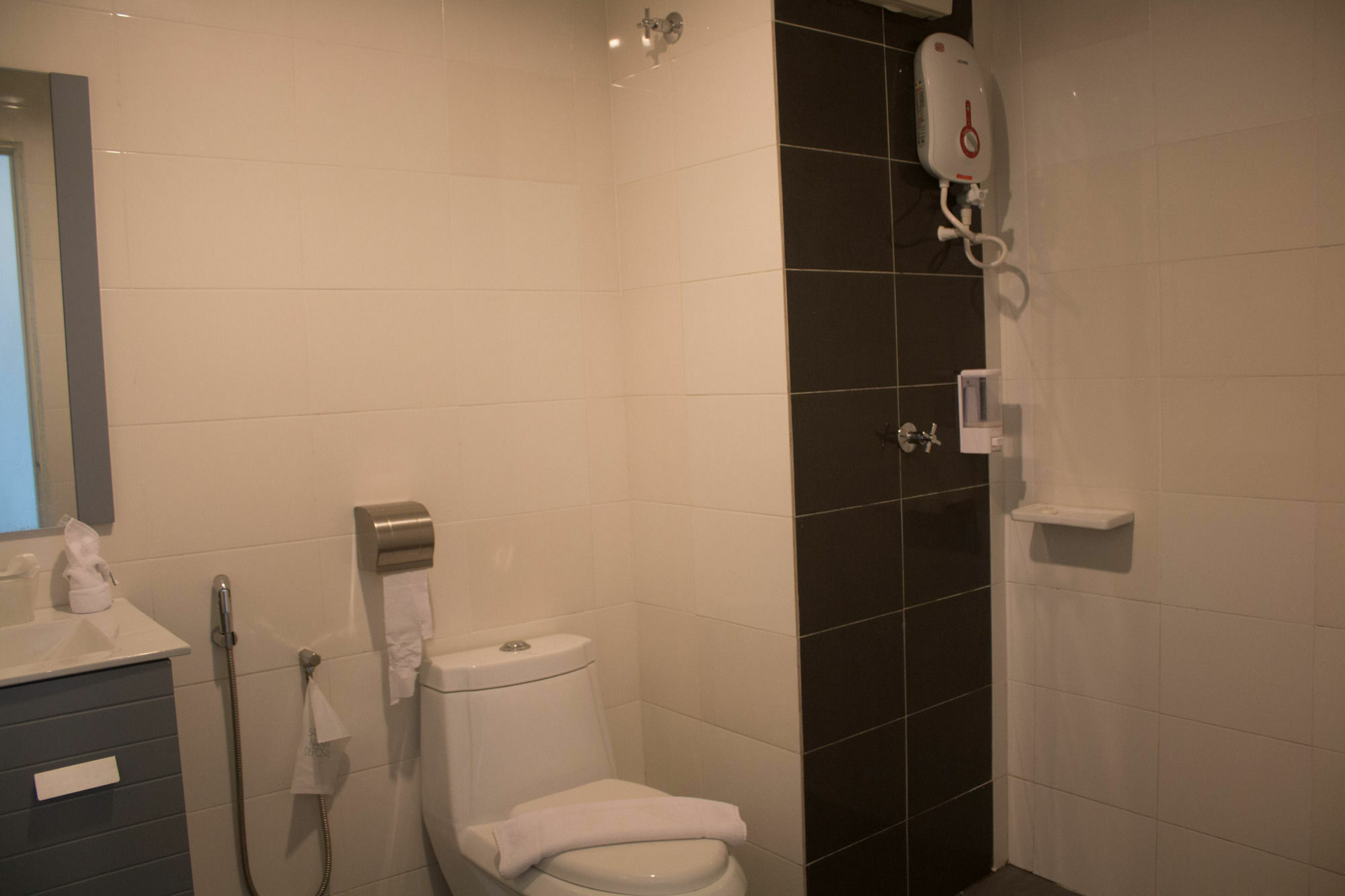 De Viana Hotel & Apartments Kota Bharu Dış mekan fotoğraf